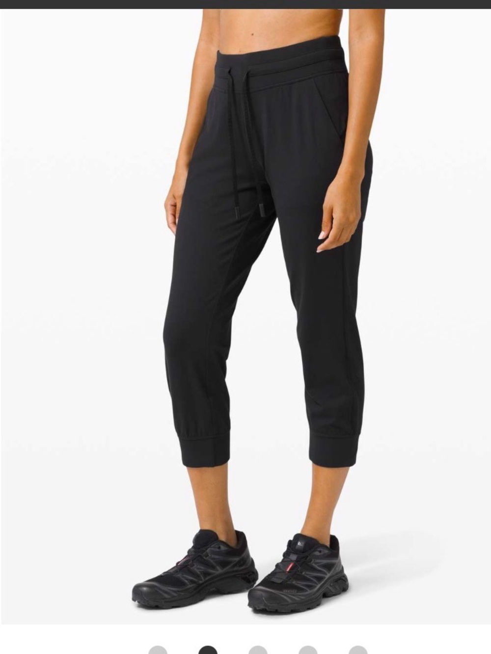 Lululemon size 6 Ready to Rulu Jogger Crop Black